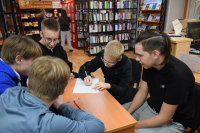 «Свои герои»