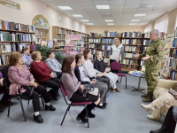 «Живут в моем сердце стихи»