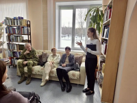 «Живут в моем сердце стихи»